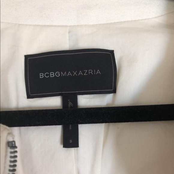 💥BCBG Off white motorcycle jacket - Picture 4 of 4